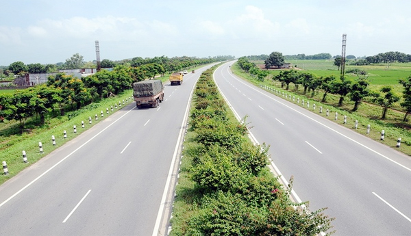 హైదరాబాద్‌-విశాఖ జాతీయ రహదారికి కేంద్రం గ్రీన్‌సిగ్నల్