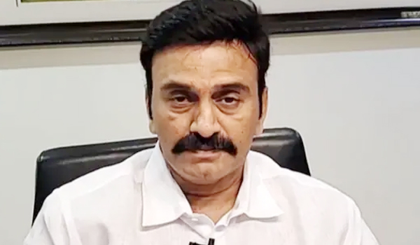 సిఎం జగన్‌ను ఎవరైనా తప్పుదోవ పట్టిస్తున్నారా? : రఘురాజు