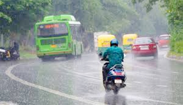 ఢిల్లీలోని పలు ప్రాంతాల్లో భారీ వర్షాలు...