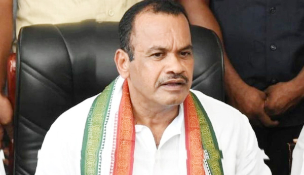 Komatireddy Venkatreddy : వచ్చే ఎన్నికల్లో పోటీ చేయం.. రాజీనామా చేస్తాం : కోమటిరెడ్డి సంచలన ప్రకటన!