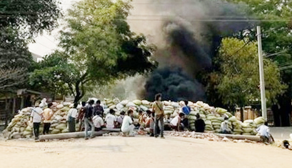 మయన్మార్‌ అటవీ ప్రాంతాల్లో 40 మృతదేహాల లభ్యం