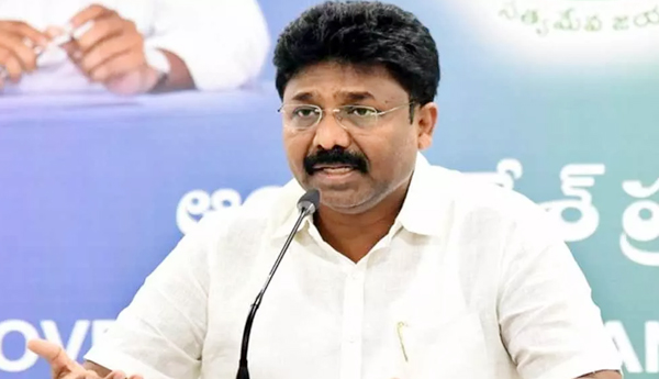 new education system : ప్రమాణాలు పెంచేందుకే నూతన విద్యావిధానం : మంత్రి ఆదిమూలపు సురేష్‌