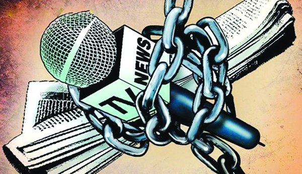 పత్రికా స్వేచ్ఛకు దెబ్బ మీద దెబ్బ