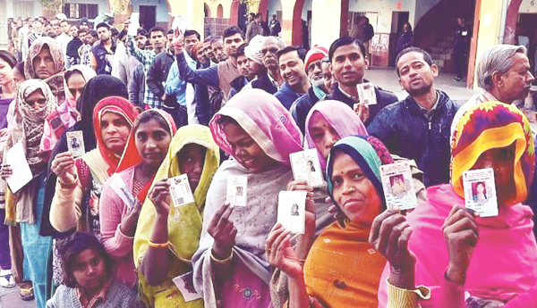 ఎన్నికల ఫలితాలను నిర్దేశిస్తున్న మహిళా ఓటర్లు