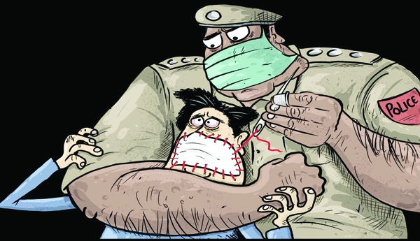 నిర్బంధంలో నలిగిపోతున్న కాశ్మీరీ యువత