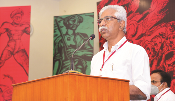 రాష్ట్రాభివృద్ధి కోసం కేంద్రంతో పోరాడాలి