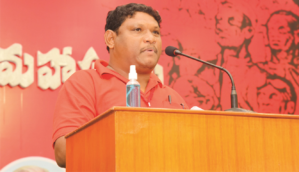 దళితులు, నిర్వాసితుల సమస్యలపై పోరాటాలు : రెండోరోజూ ప్రతినిధుల చర్చ