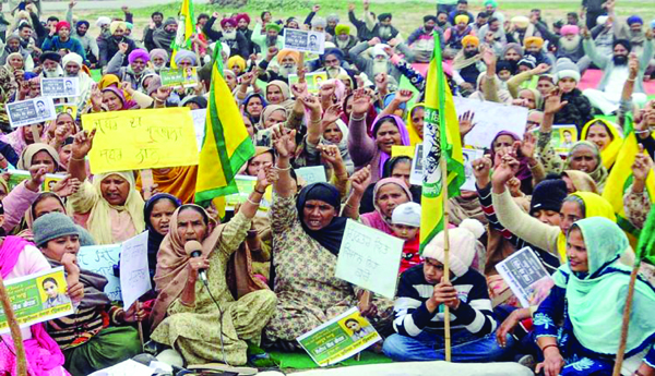 రైతు విజయంలో మహిళల వీరోచిత పాత్ర