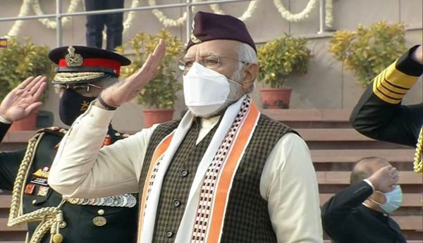 PM Modi: మోడీ కొత్త వేషధారణ - ఉత్తరాఖండ్‌ టోపీ.. మణిపూర్‌ కండువా...!