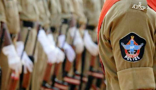 పోలీస్‌ శాఖలో 37శాతం ఖాళీలు.. 29,114 మంది కొరత