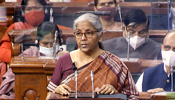 Union Budget-2022: ప్రైవేటీకరణపైనే దృష్టి : ఆర్థిక వ్యవస్థకు భరోసా ఇవ్వని నిర్మలా సీతారామన్‌