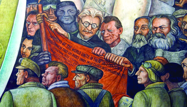 వర్గ పోరాటమే సమాజాన్ని ముందుకు నడిపిస్తుంది