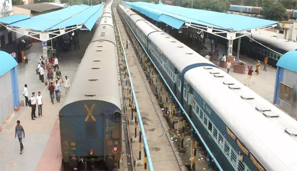 రైల్వే బడ్జెట్‌లో ఎపికి రూ.7,032 కోట్లు