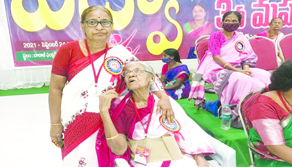 మహిళా హక్కుల నేత మల్లు స్వరాజ్యం