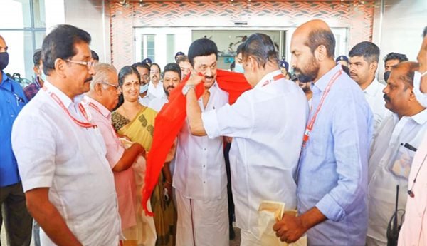కన్నూరు సిపిఎం మహాసభకు విచ్చేసిన సిఎం స్టాలిన్‌.. నేతల స్వాగతం