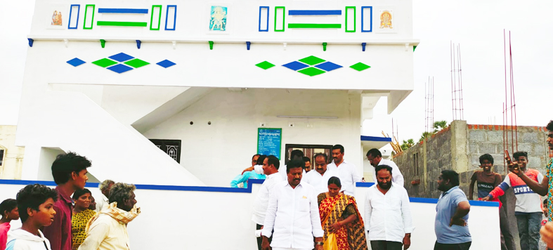 జగనన్న కాలనీలో పూర్తి సదుపాయాలు : సామినేని