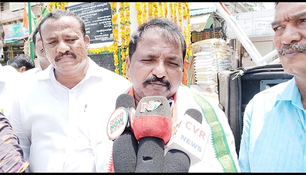 ఘనంగా భారత మాజీ ప్రధాని రాజీవ్‌ గాంధీ 31వ వర్థంతి వేడుకలు