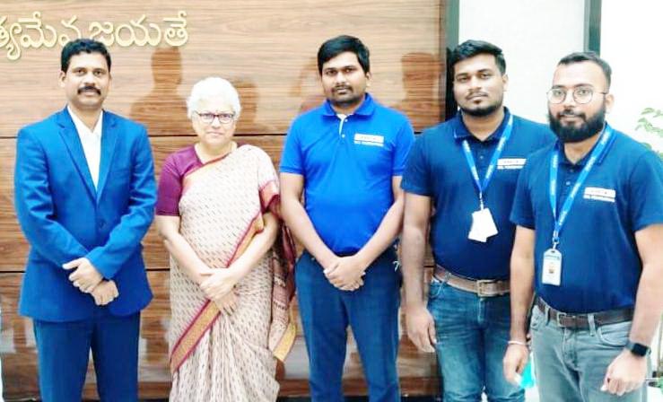 అభివృద్ధిలో హెచ్‌సిఎల్‌ భాగస్వామ్యం : కలెక్టర్‌