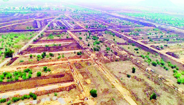 అమరావతిలో భూ మాయ