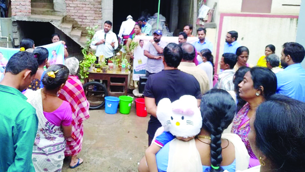 మురుగు నీరు నిల్వ లేకుండా చూడాలి