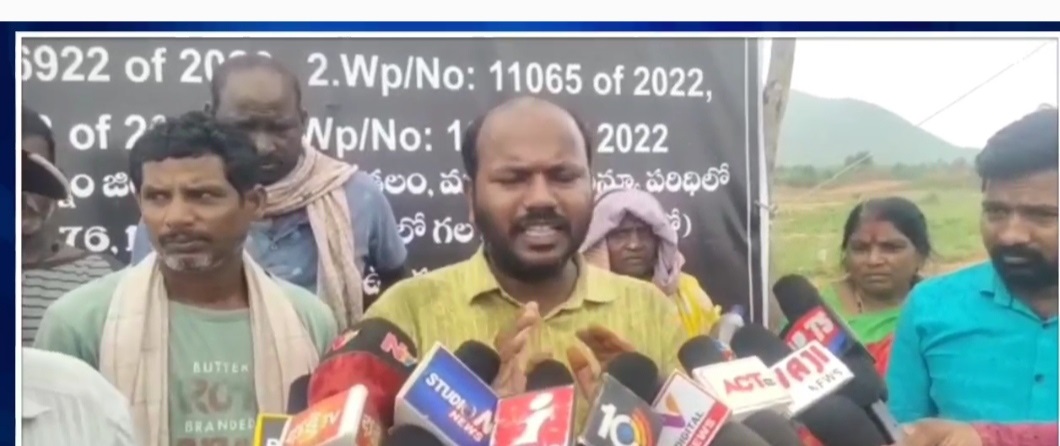 జగనన్న కాలనీలో హెచ్చరిక బోర్డులు