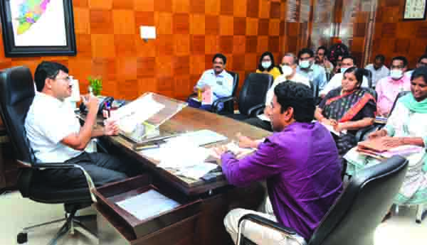 సీజనల్‌ వ్యాధుల పట్ల అప్రమత్తంగా ఉండండి