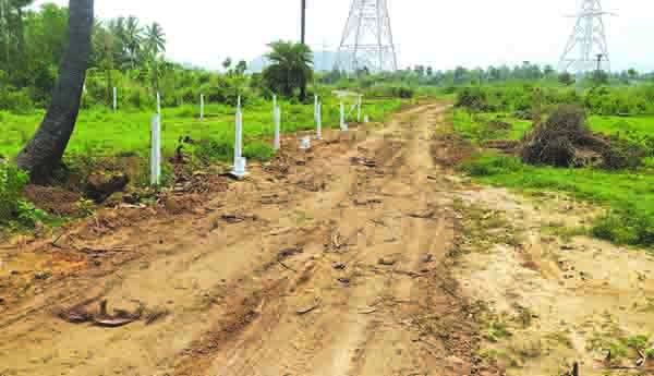 రూ.4 కోట్ల భూమి కబ్జా