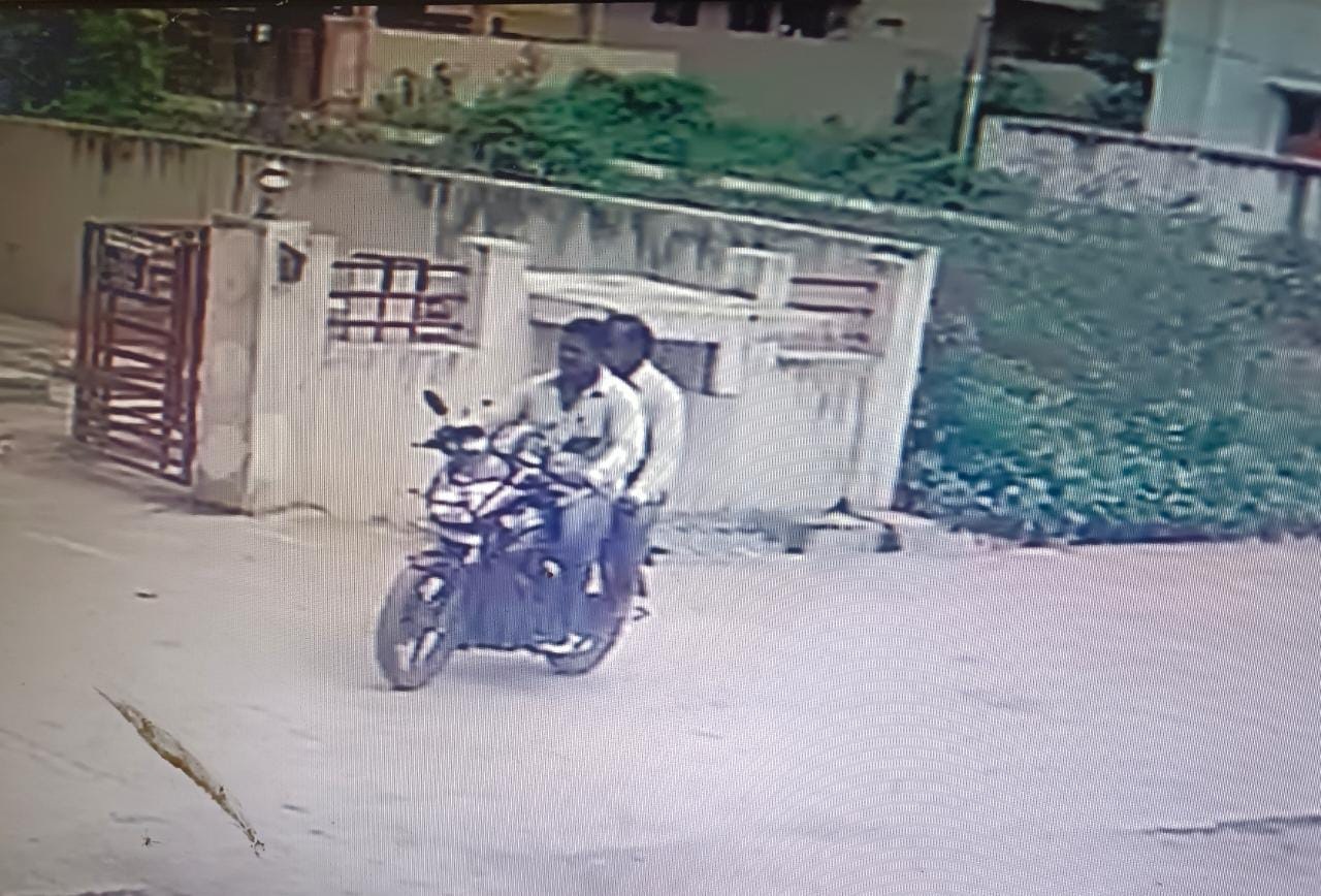 ఫైనాన్స్‌ ఎజెంట్ల కోసం గాలింపు