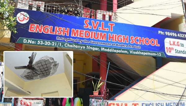 The-roof-collapsed-in-the-school-Students-were-injured