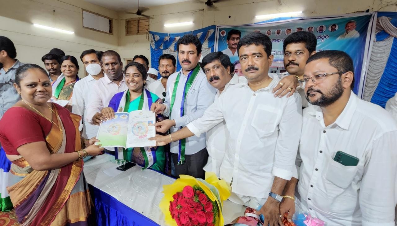  పేదోడి సొంతింటి కల సాకారమే లక్ష్యం