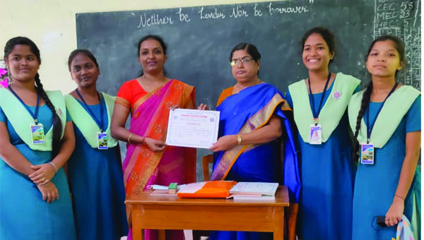 సమాజాన్ని అర్థం చేసుకోవాలి