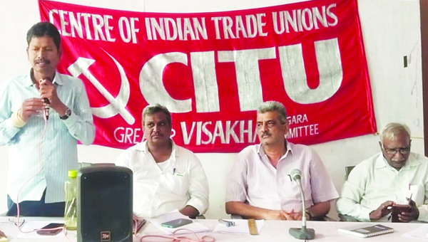 షెడ్యూల్డ్‌ ఎంప్లాయిమెంట్స్‌లో జీతాలు పెంచాలి