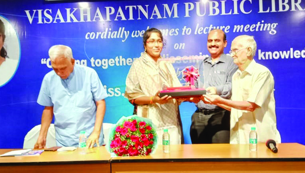 క్రమశిక్షణతో చదివితే ఉన్నత శిఖరాలకు...