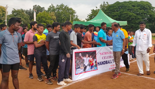 Sharina-Nagar-team-won-handball