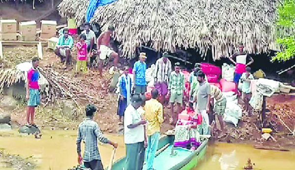 పునరావాసం పెద్ద మోసం 