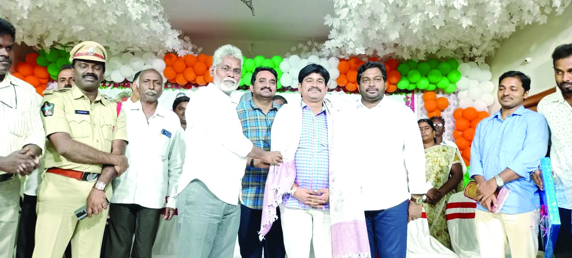 నందిగామలో ఉచితంగా కోచింగ్‌ సెంటర్‌