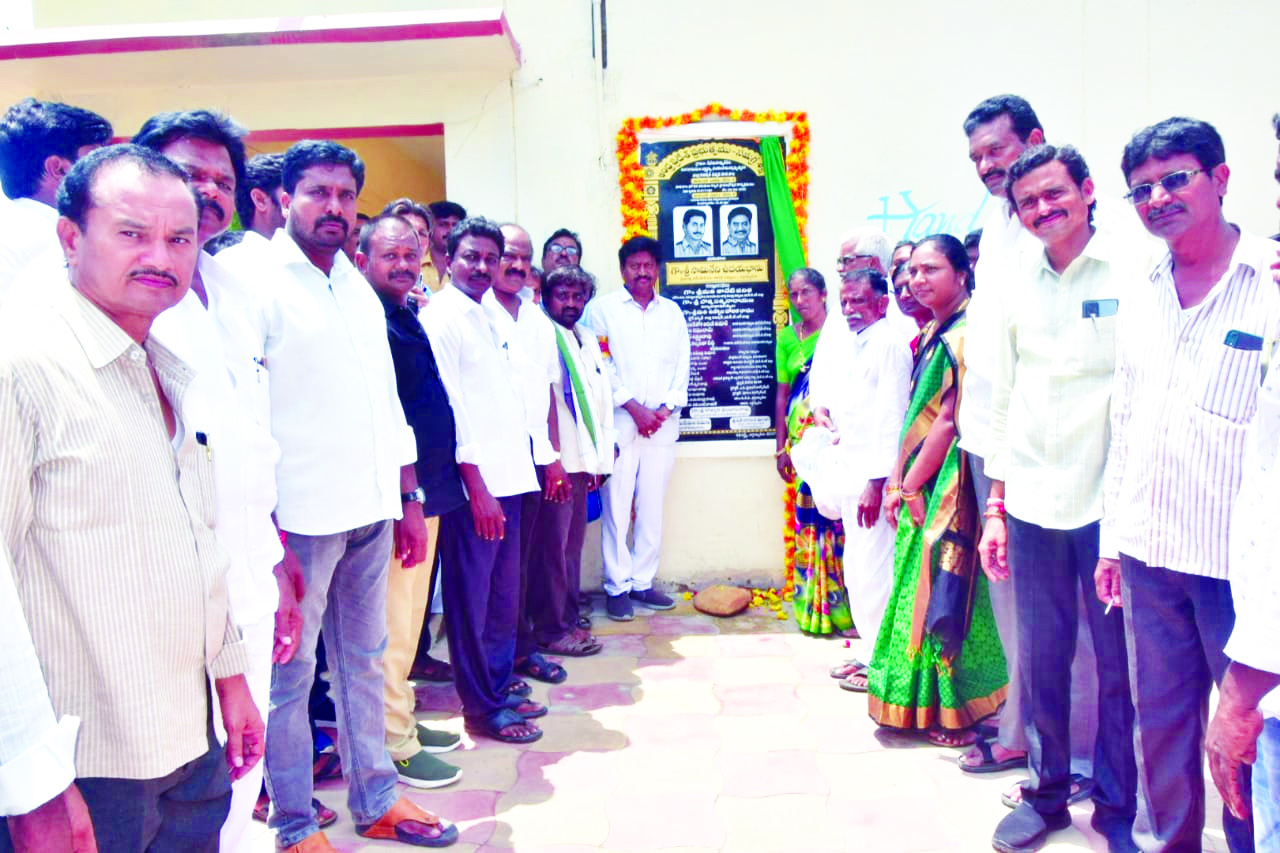 సంక్షేమాభివృద్ధికి సహకరించండి : ఎమ్మెల్యే