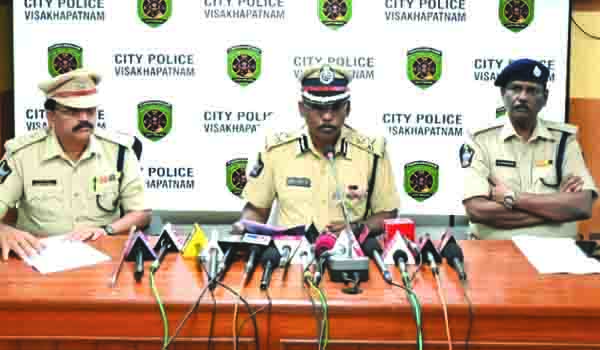 సైకో కిల్లర్‌ అరెస్టు