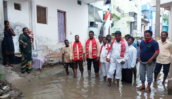 heavy water flow in kurnool roads