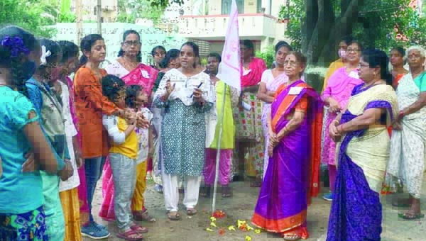 ఐద్వా పతాకావిష్కరణలు