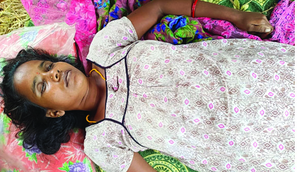 విద్యుదాఘాతంతో మహిళ మృతి