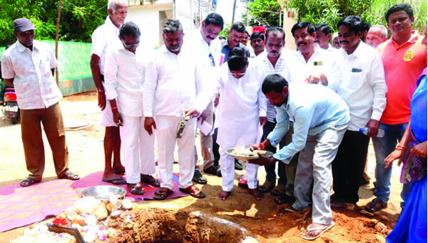 నాడు - నేడుతో స్కూల్‌ అభివృద్ధి : ఎమ్మెల్యే