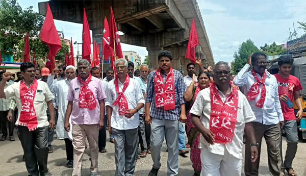 రాష్ట్రంలో ప్రచారోద్యమం ప్రారంభం-దేశరక్షణ భేరిలో వి.శ్రీనివాసరావు