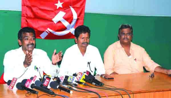 రాజకీయ దురుద్దేశంతోనే జివిఎంసి కమిషనర్‌ బదిలీ