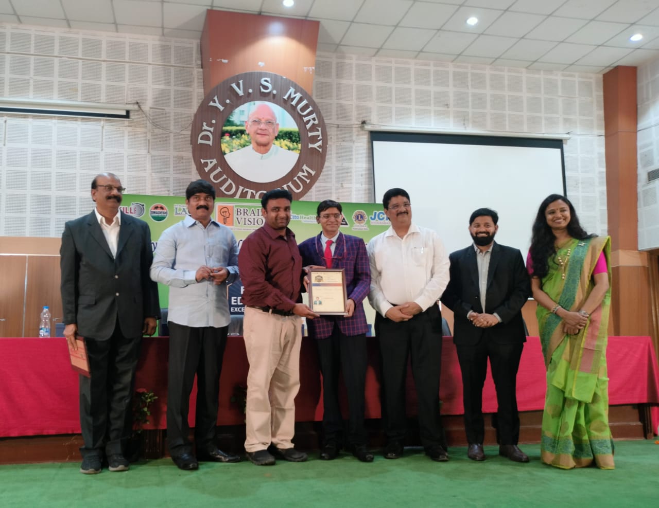 సాయి గణపతి ప్లేస్‌మెంట్‌ అధికారికి జాతీయ అవార్డు