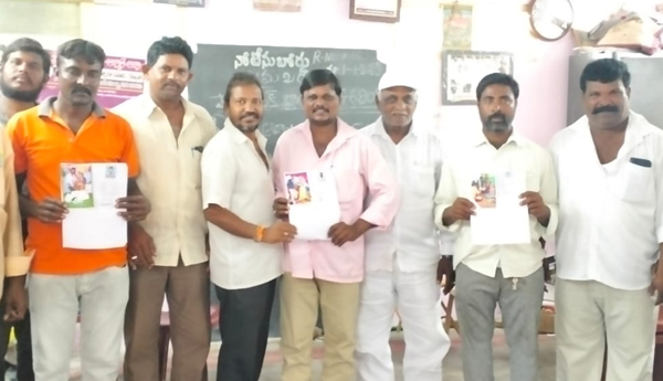 Bhavana-nirmana-karmikulaku-pellikanukalu-pampini