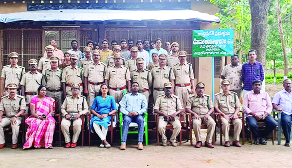 డిఎఫ్‌ఒగా నరేంద్రన్‌ బాధ్యతలు స్వీకరణ