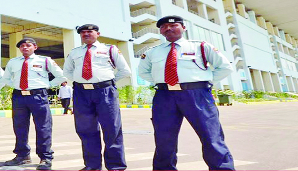 Security-lacks-security-guards