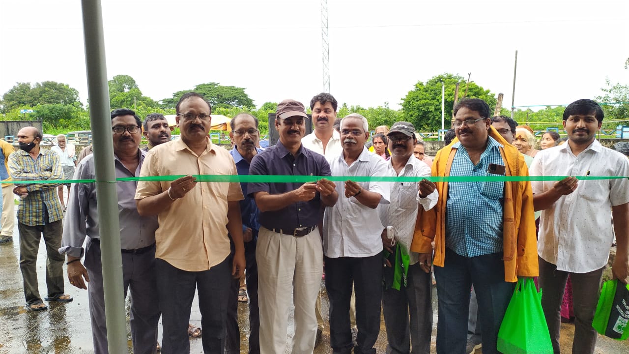 మార్కెట్‌ షెడ్‌ ప్రారంభం