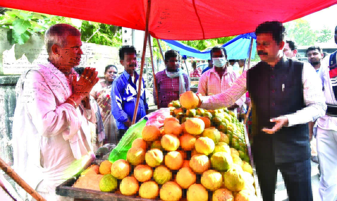 జగనన్న తోడుకు క్షేత్రస్థాయిలో వీధివ్యాపారుల గుర్తింపు